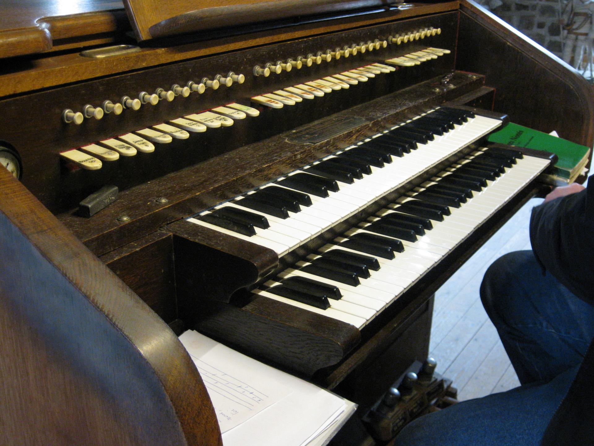 La console de l'orgue